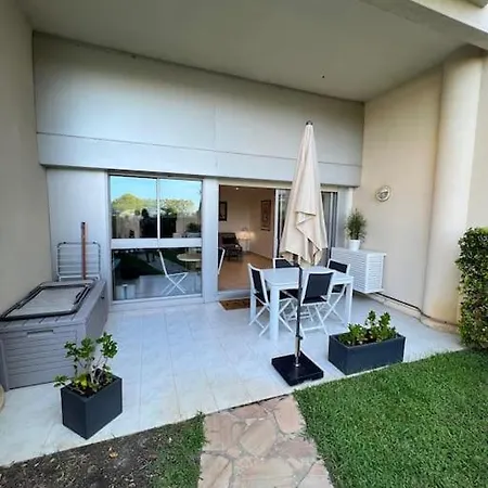 شقة Beautiful Juan Les Pins Studio Apt With Pool Access أنتيب